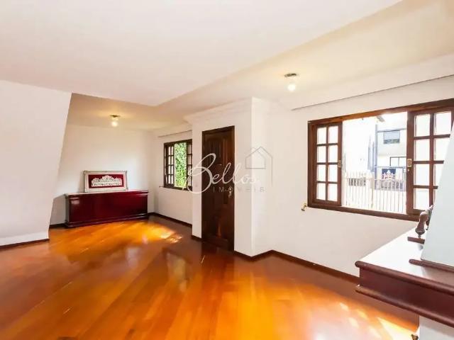Casa / Sobrado para Venda em Curitiba/PR Água Verde 3 Quartos