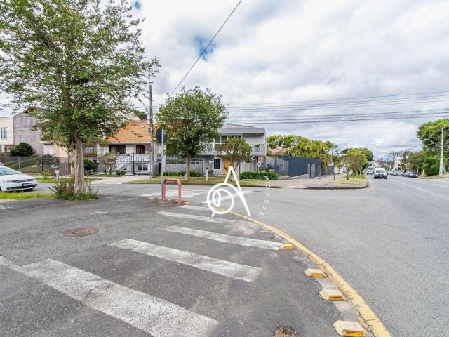 Casa / Sobrado para Venda em Curitiba/PR Água Verde 4 Quartos