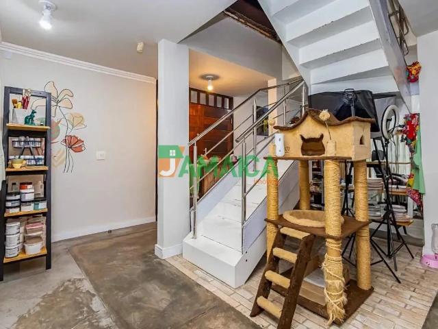 Casa / Sobrado para Venda em Curitiba/PR Água Verde 4 Quartos