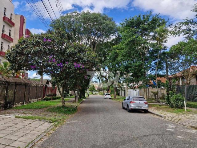 Casa / Sobrado para Venda em Curitiba/PR Água Verde 6 Quartos