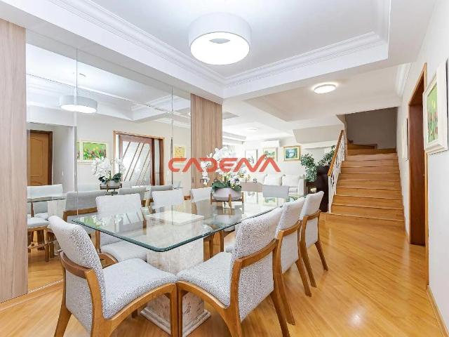 Casa / Sobrado para Venda em Curitiba/PR Ahú 4 Quartos