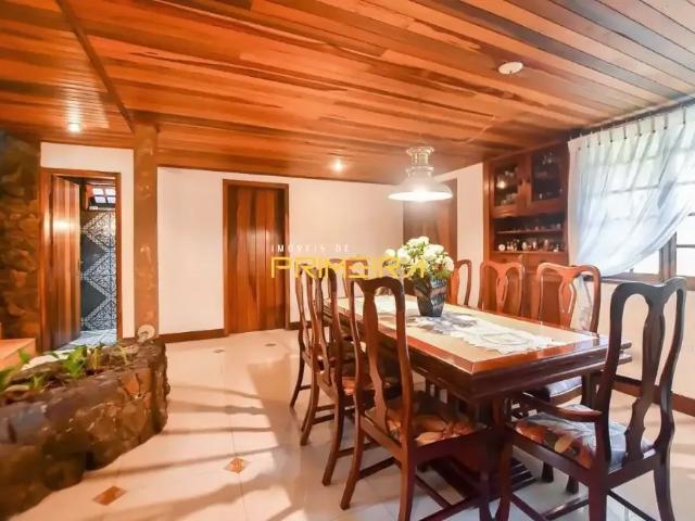 Casa / Sobrado para Venda em Curitiba/PR Ahú 5 Quartos