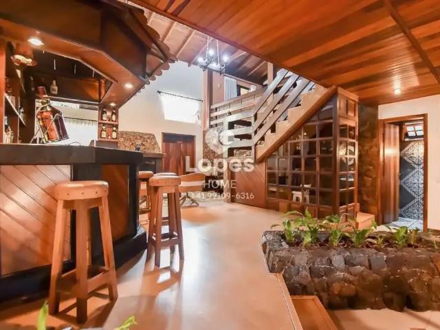 Casa / Sobrado para Venda em Curitiba/PR Ahú 5 Quartos