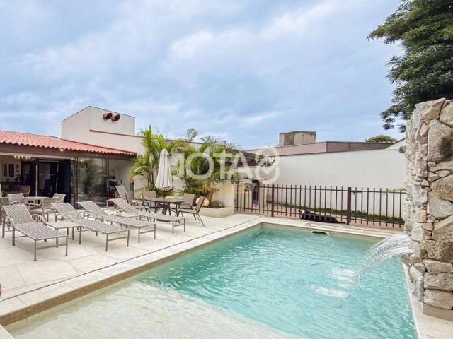 Casa / Sobrado para Venda em Curitiba/PR Ahú 3 Quartos
