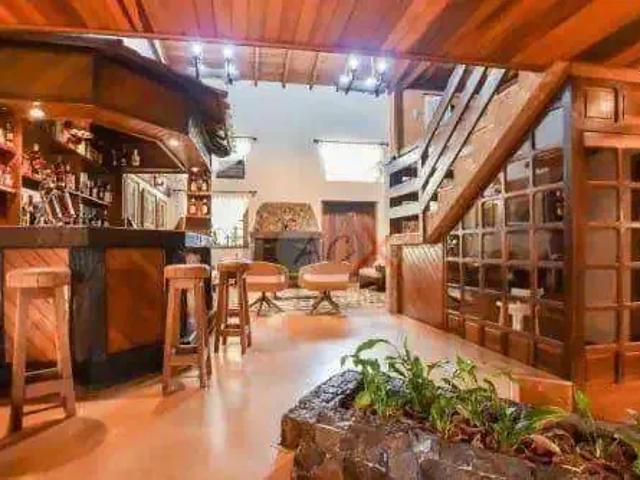 Casa / Sobrado para Venda em Curitiba/PR Ahú 3 Quartos