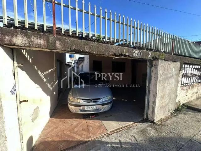 Casa / Sobrado para Venda em Curitiba/PR Alto Boqueirão 3 Quartos