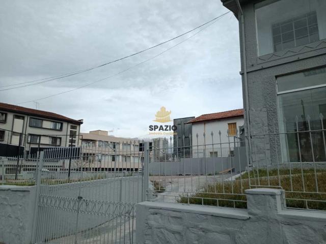 Casa / Sobrado para Venda em Curitiba/PR Alto da Rua XV 2 Quartos