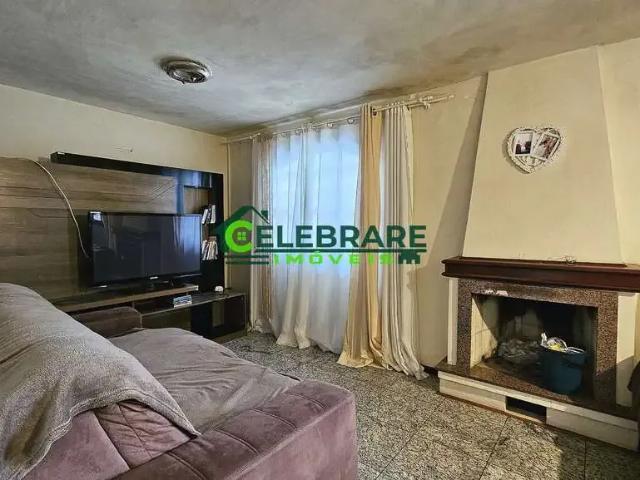 Casa / Sobrado para Venda em Curitiba/PR Bacacheri 4 Quartos