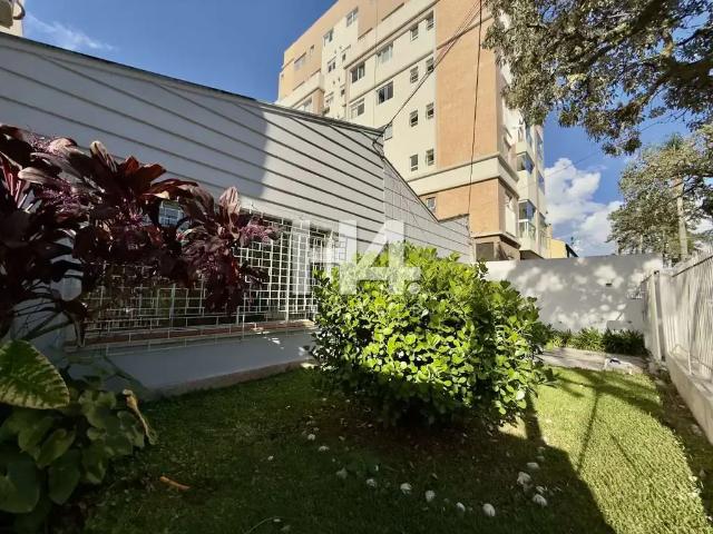 Casa / Sobrado para Venda em Curitiba/PR Bacacheri 3 Quartos