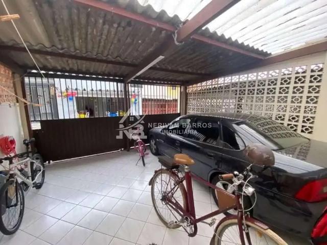Casa / Sobrado para Venda em Curitiba/PR Bairro Alto 3 Quartos