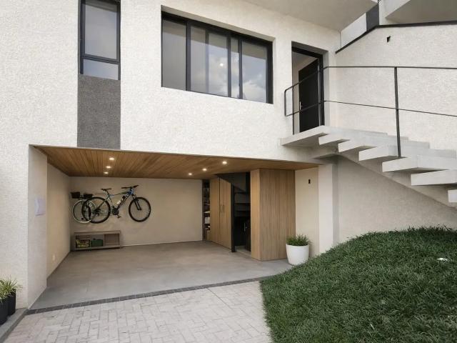Casa / Sobrado para Venda em Curitiba/PR Bairro Alto 3 Quartos