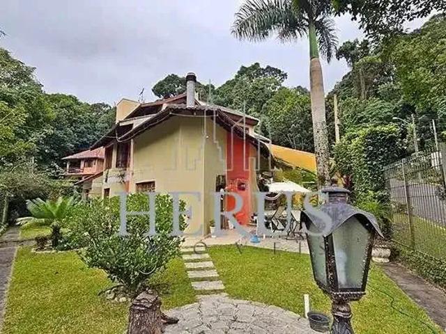 Casa / Sobrado para Venda em Curitiba/PR Barreirinha 4 Quartos