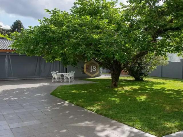 Casa / Sobrado para Venda em Curitiba/PR Batel 4 Quartos