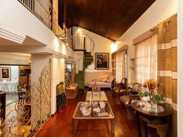 Casa / Sobrado para Venda em Curitiba/PR Boa Vista 4 Quartos