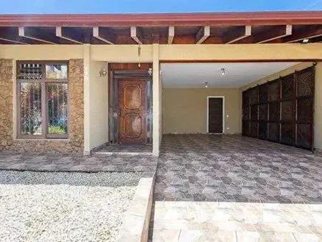 Casa / Sobrado para Venda em Curitiba/PR Boa Vista 4 Quartos