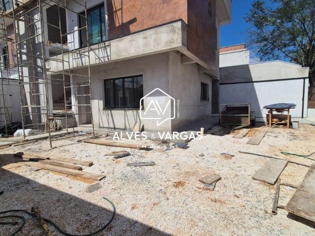 Casa / Sobrado para Venda em Curitiba/PR Boa Vista 3 Quartos