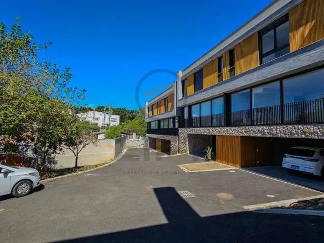 Casa / Sobrado para Venda em Curitiba/PR Bom Retiro 3 Quartos