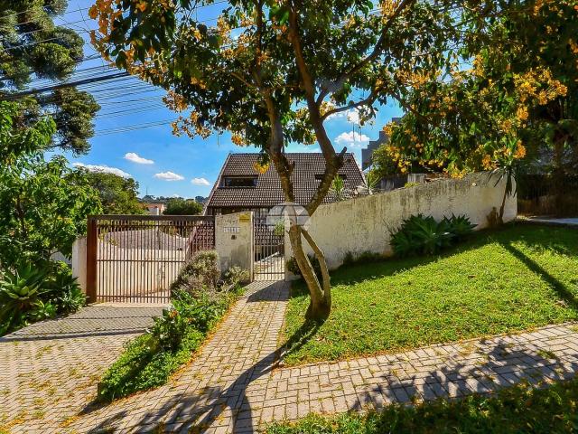 Casa / Sobrado para Venda em Curitiba/PR Bom Retiro 3 Quartos