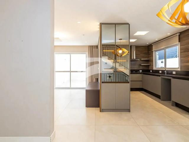 Casa / Sobrado para Venda em Curitiba/PR Bom Retiro 3 Quartos