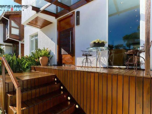 Casa / Sobrado para Venda em Curitiba/PR Bom Retiro 3 Quartos