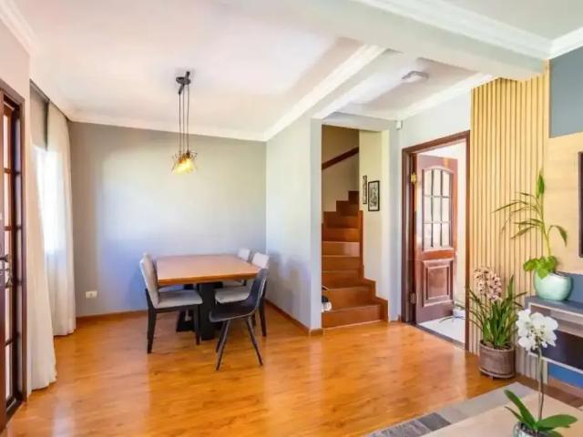 Casa / Sobrado para Venda em Curitiba/PR Bom Retiro 3 Quartos
