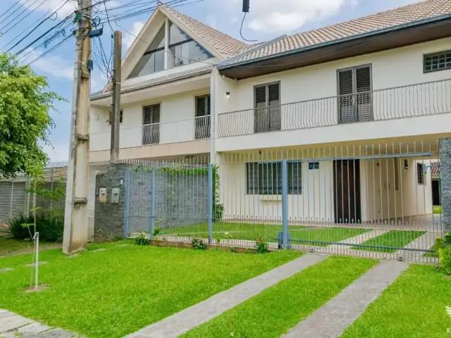 Casa / Sobrado para Venda em Curitiba/PR Bom Retiro 3 Quartos