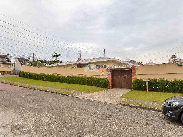 Casa / Sobrado para Venda em Curitiba/PR Bom Retiro 3 Quartos