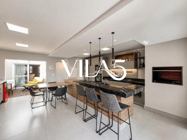 Casa / Sobrado para Venda em Curitiba/PR Bom Retiro 4 Quartos