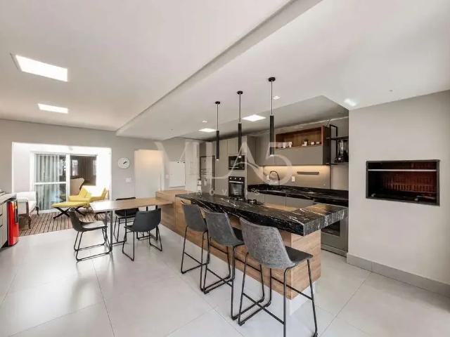 Casa / Sobrado para Venda em Curitiba/PR Bom Retiro 4 Quartos