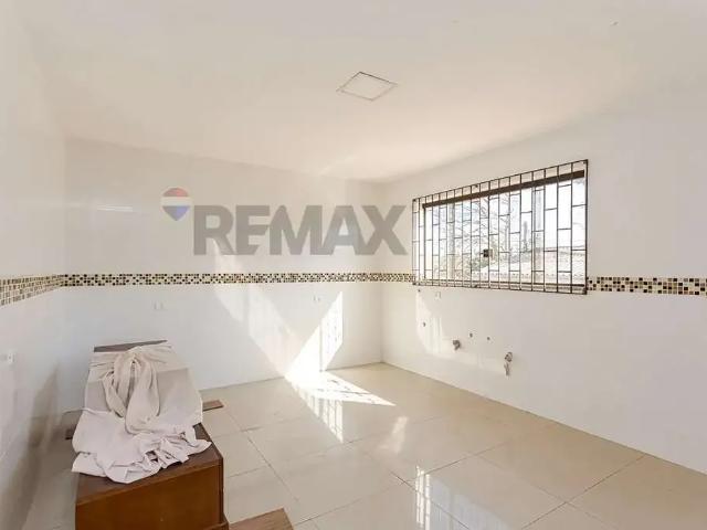 Casa / Sobrado para Venda em Curitiba/PR Boqueirão 4 Quartos