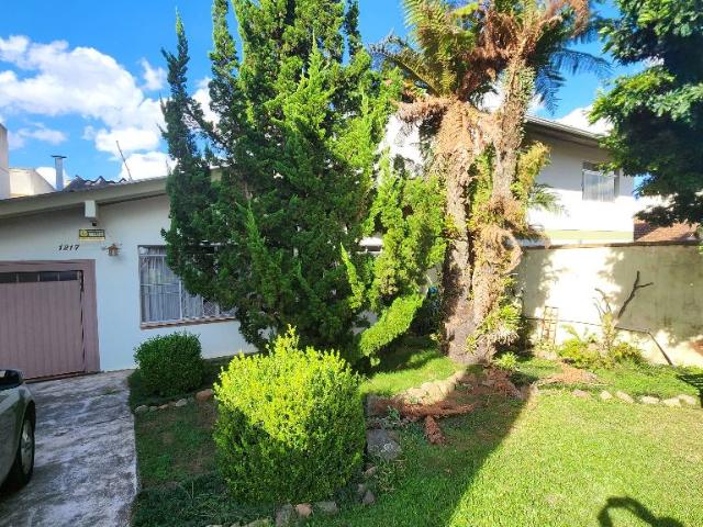 Casa / Sobrado para Venda em Curitiba/PR Boqueirão 5 Quartos