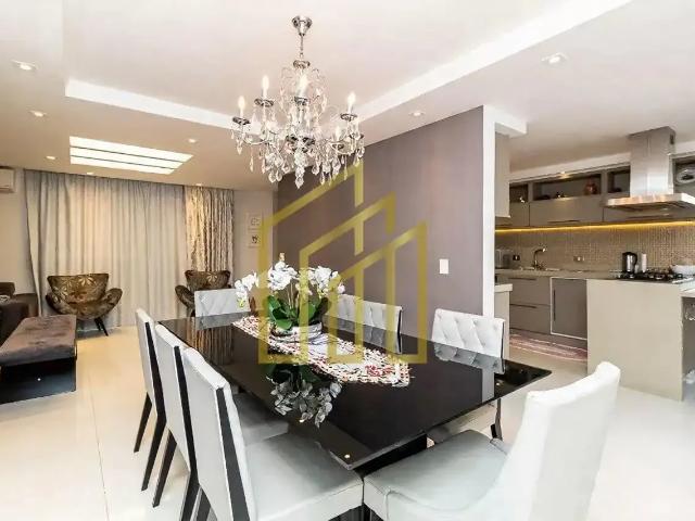 Casa / Sobrado para Venda em Curitiba/PR Boqueirão 5 Quartos
