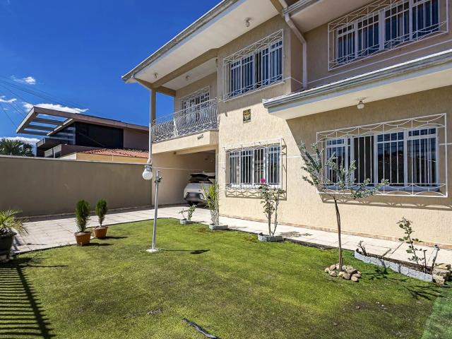 Casa / Sobrado para Venda em Curitiba/PR Boqueirão 6 Quartos