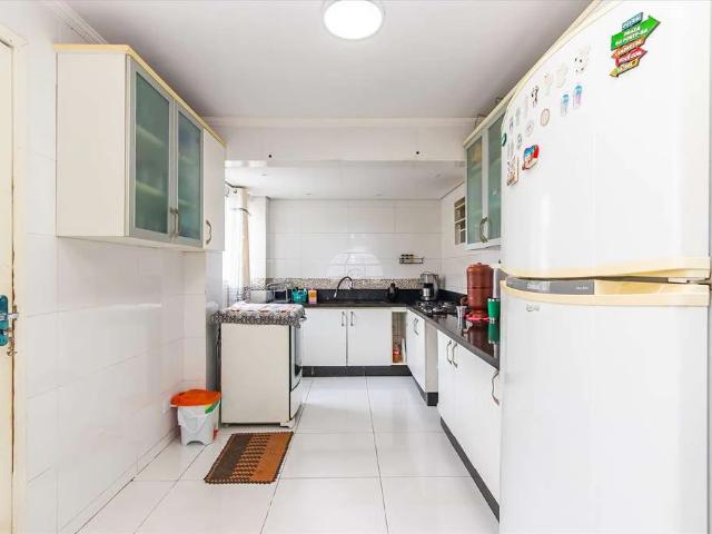 Casa / Sobrado para Venda em Curitiba/PR Boqueirão 3 Quartos