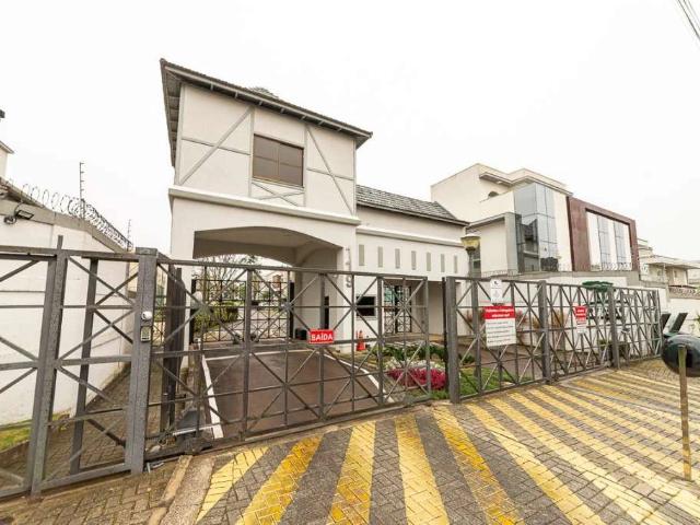 Casa / Sobrado para Venda em Curitiba/PR Boqueirão 3 Quartos