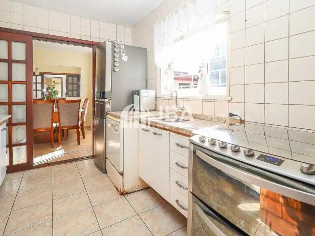 Casa / Sobrado para Venda em Curitiba/PR Boqueirão 3 Quartos