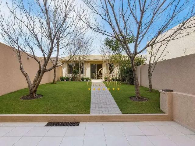Casa / Sobrado para Venda em Curitiba/PR Cabral 4 Quartos