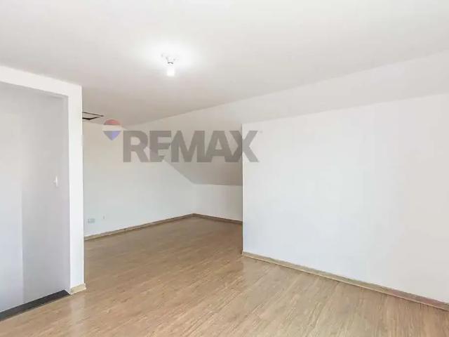 Casa / Sobrado para Venda em Curitiba/PR Cajuru 4 Quartos