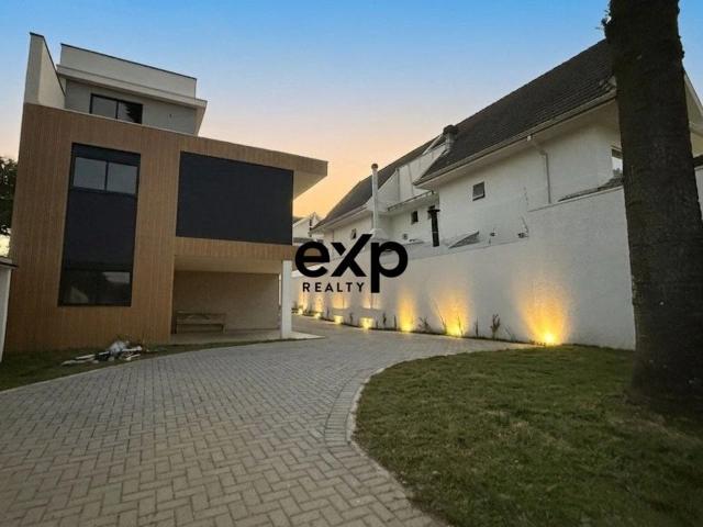 Casa / Sobrado para Venda em Curitiba/PR Cajuru 4 Quartos