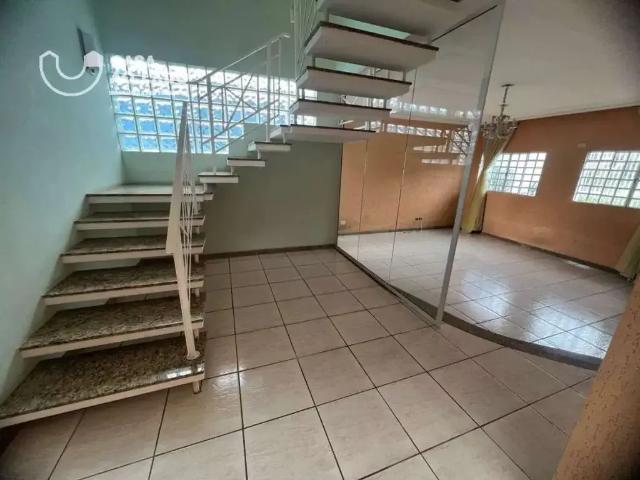 Casa / Sobrado para Venda em Curitiba/PR Cajuru 4 Quartos