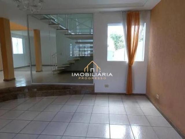 Casa / Sobrado para Venda em Curitiba/PR Cajuru 5 Quartos