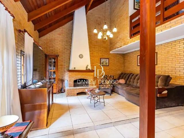 Casa / Sobrado para Venda em Curitiba/PR Cajuru 5 Quartos
