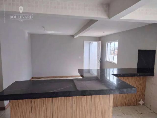 Casa / Sobrado para Venda em Curitiba/PR Cajuru 2 Quartos