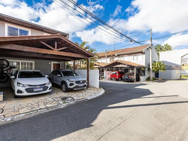 Casa / Sobrado para Venda em Curitiba/PR Cajuru 3 Quartos