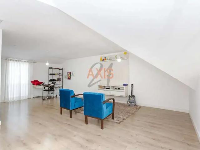 Casa / Sobrado para Venda em Curitiba/PR Cajuru 3 Quartos