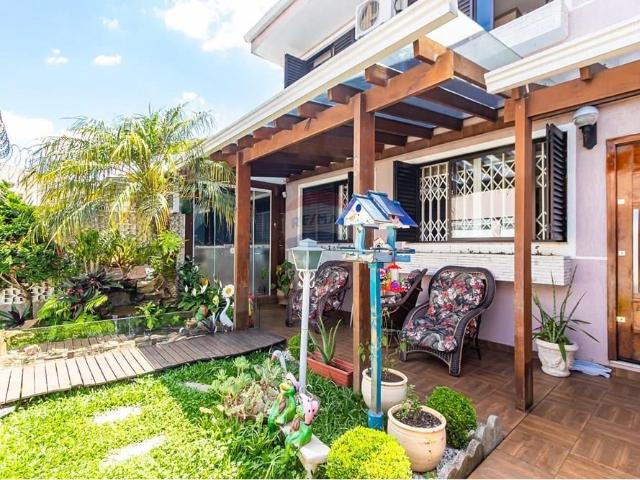 Casa / Sobrado para Venda em Curitiba/PR Cajuru 3 Quartos