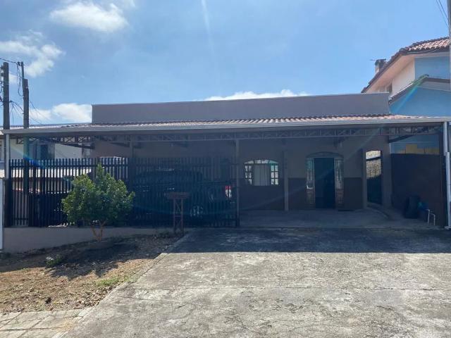 Casa / Sobrado para Venda em Curitiba/PR Cajuru 3 Quartos