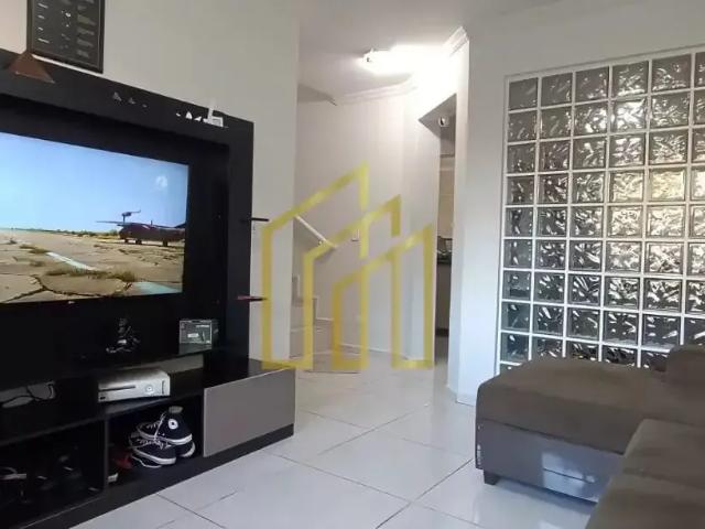 Casa / Sobrado para Venda em Curitiba/PR Cajuru 3 Quartos