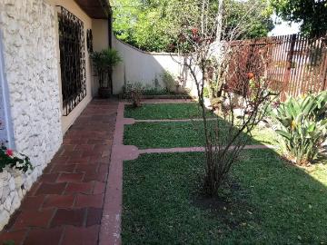 Casa / Sobrado para Venda em Curitiba/PR Cajuru 3 Quartos