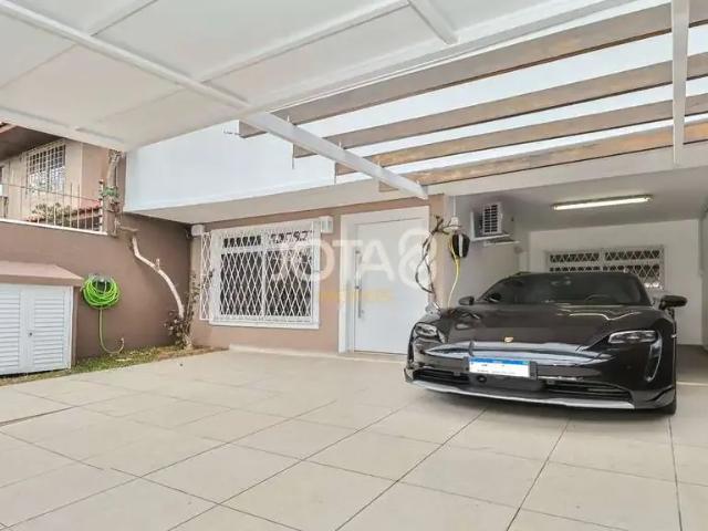Casa / Sobrado para Venda em Curitiba/PR Campina do Siqueira 3 Quartos